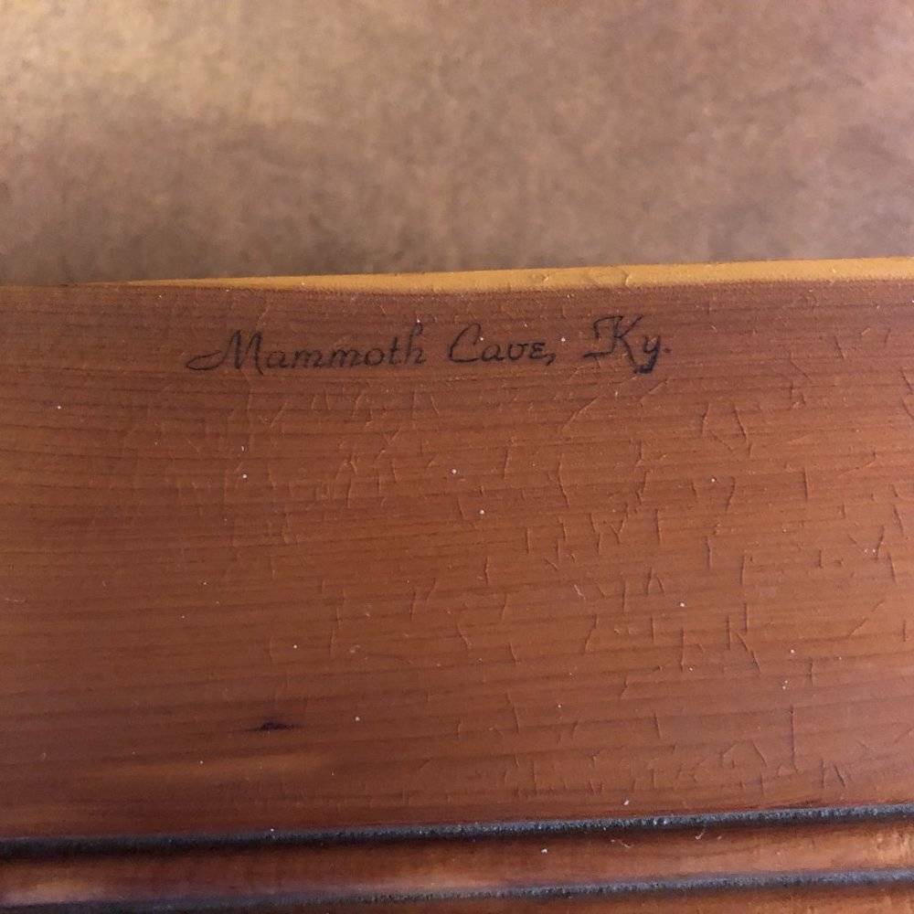 Vintage Mammoth Cave KY Wood Box - Picture 3 of 8